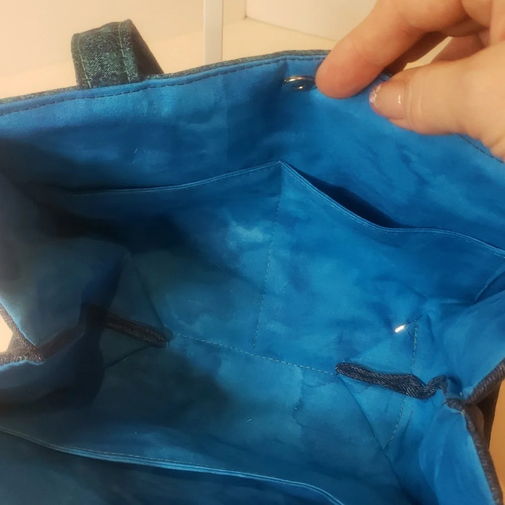 Handmade Mini Handbag - Picture 4 of 8